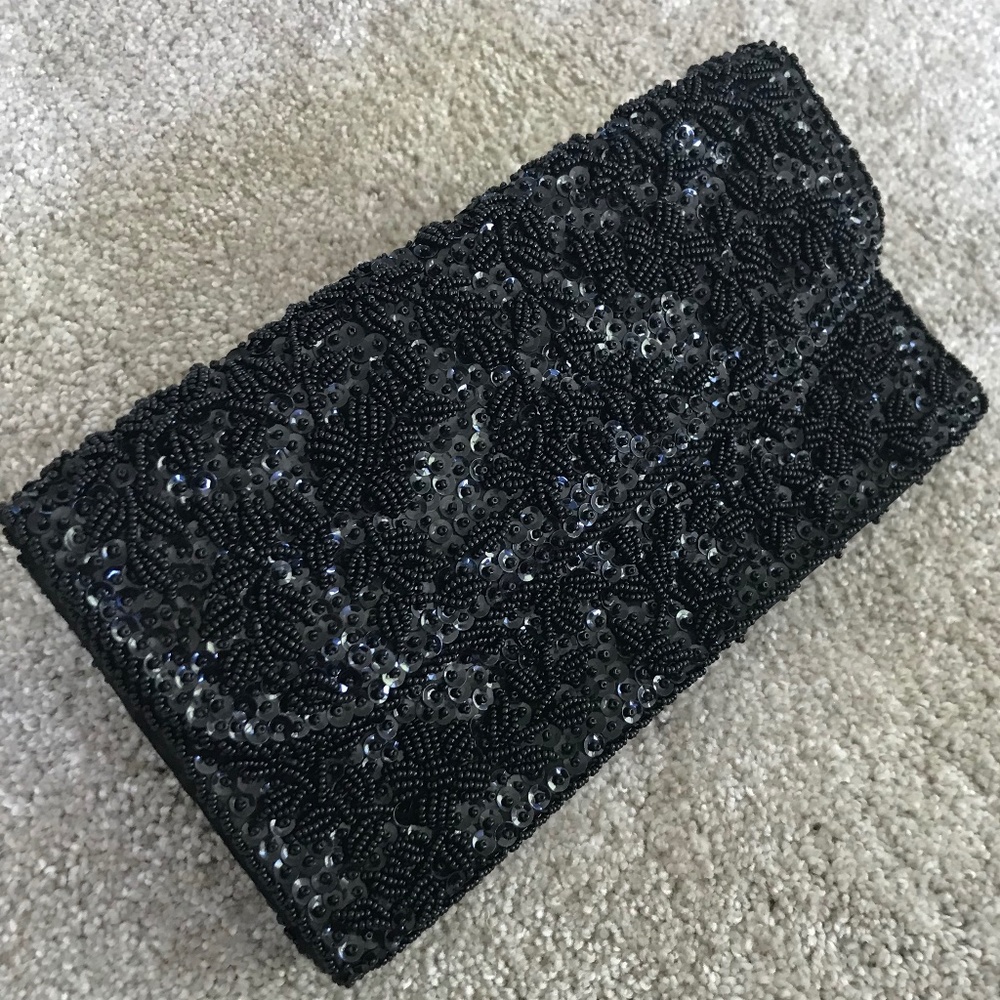 🌺Beautiful Formal Sequin Beaded Clutch